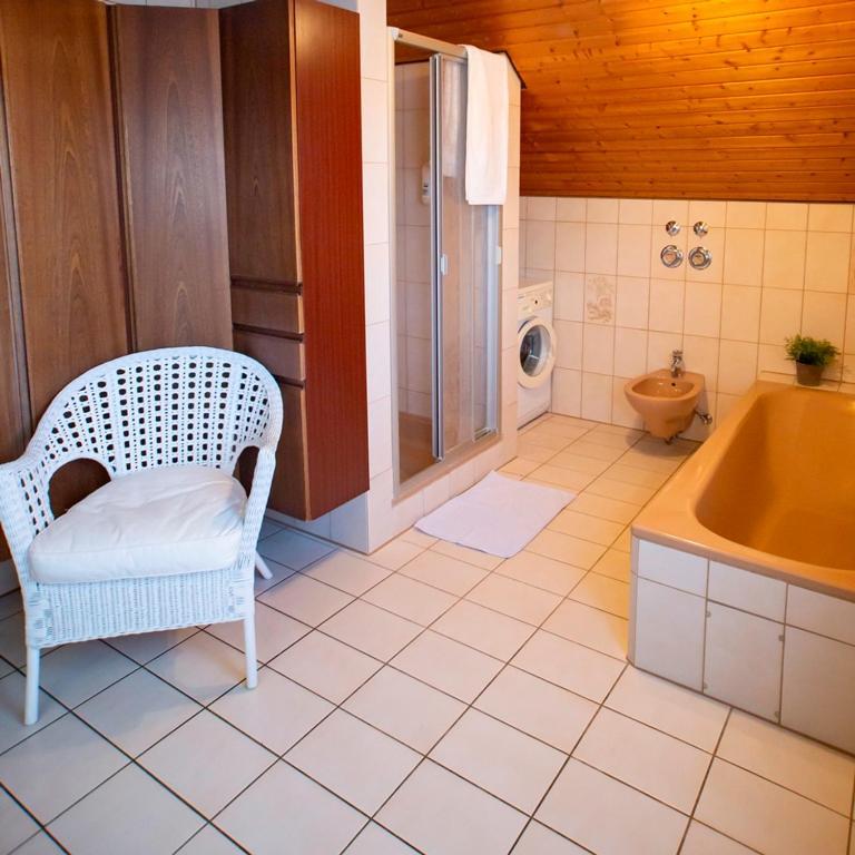 Haus Rose Bed & Breakfast Allensbach Bagian luar foto