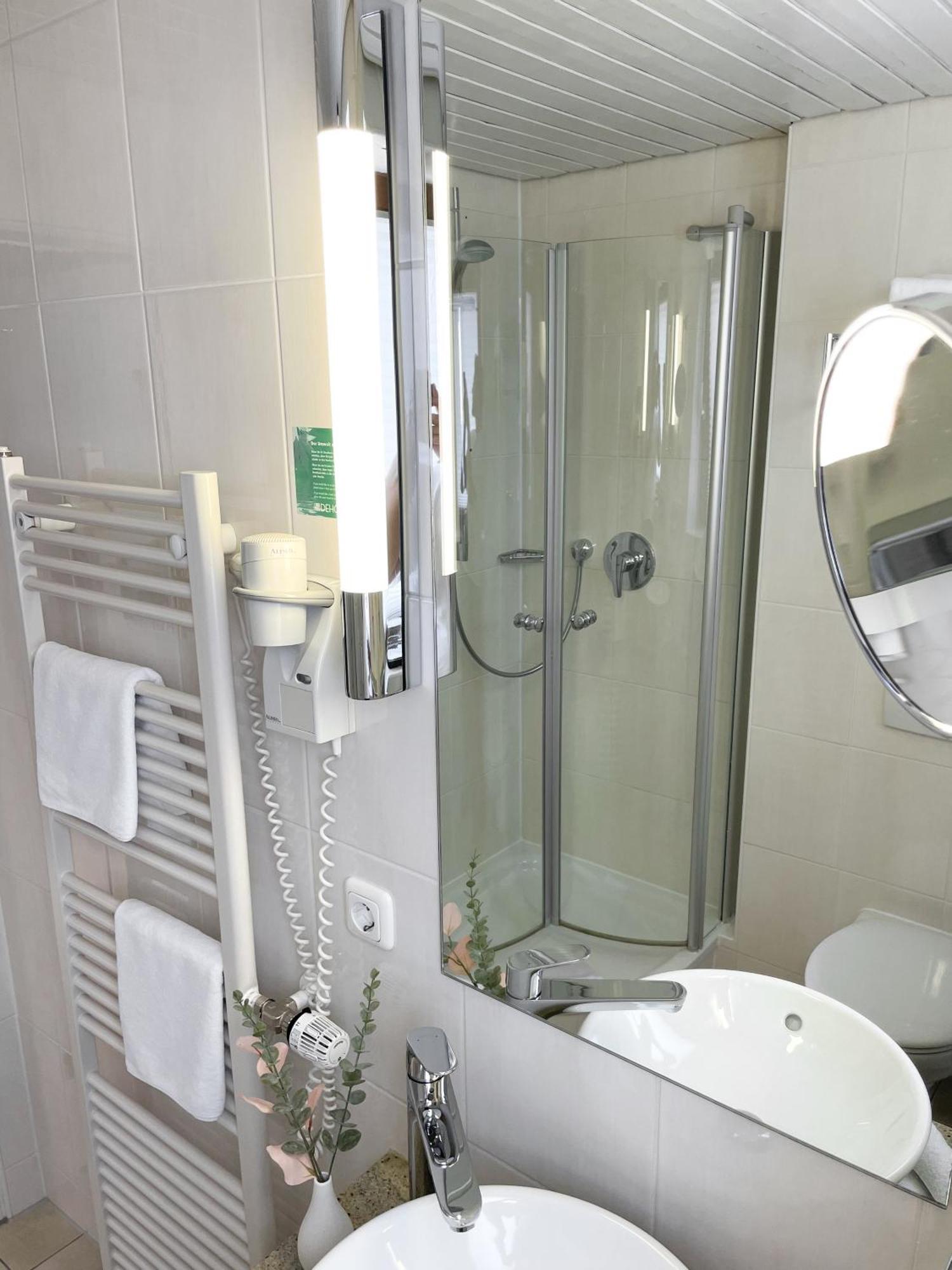 Haus Rose Bed & Breakfast Allensbach Bagian luar foto