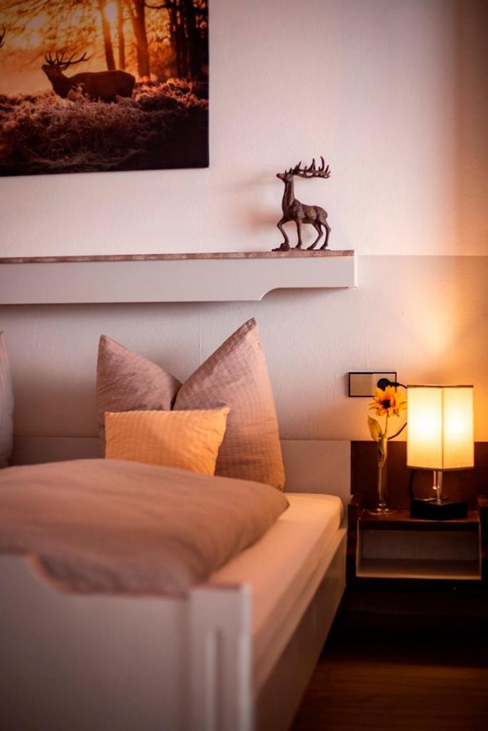 Haus Rose Bed & Breakfast Allensbach Bagian luar foto