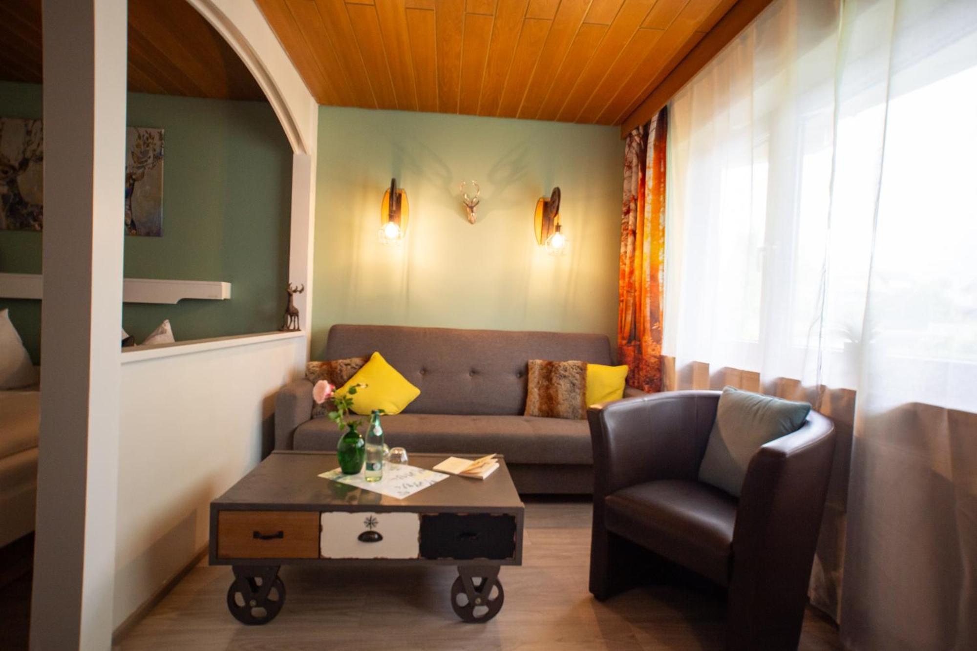 Haus Rose Bed & Breakfast Allensbach Bagian luar foto