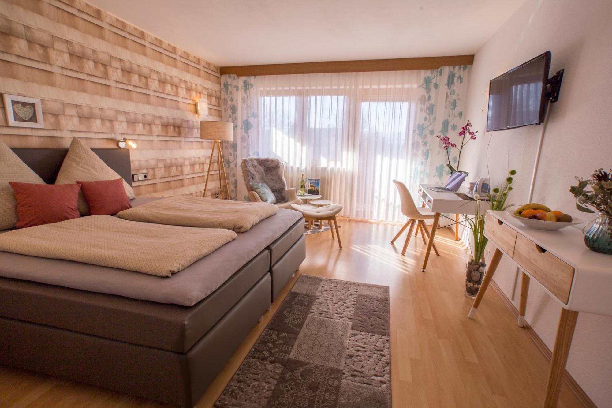 Haus Rose Bed & Breakfast Allensbach Bagian luar foto