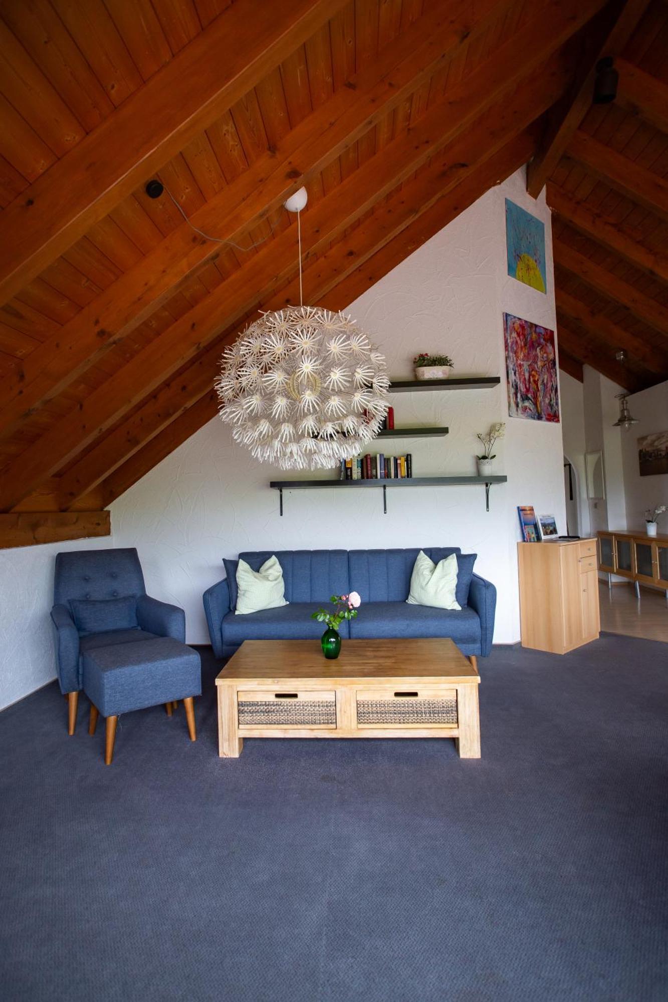 Haus Rose Bed & Breakfast Allensbach Bagian luar foto